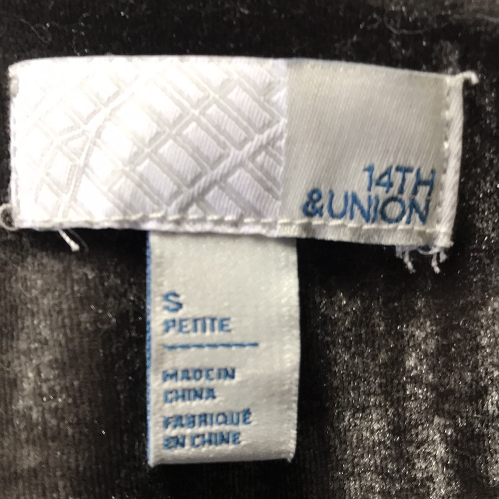 Velvet Jacket - Picture 4 of 5